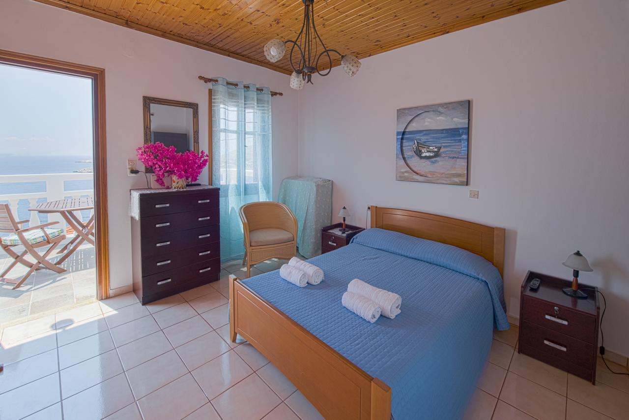 Filoxenia Apartments Chalki Town Buitenkant foto