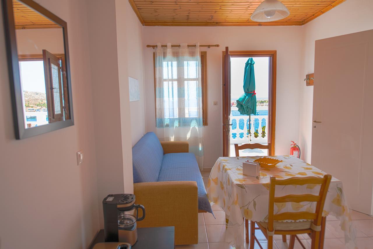 Filoxenia Apartments Chalki Town Buitenkant foto