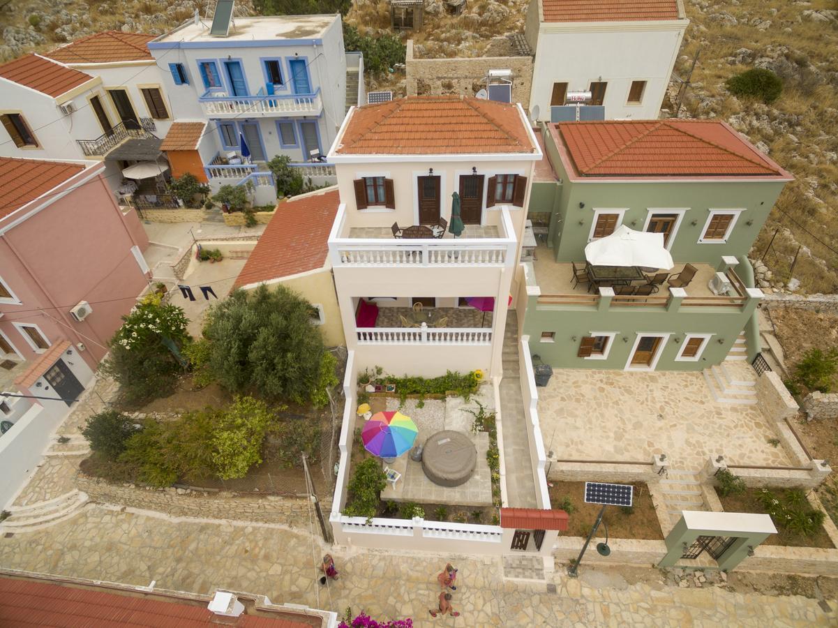 Filoxenia Apartments Chalki Town Buitenkant foto